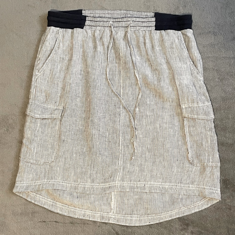 Caslon 100% linen blue and white striped cargo skirt